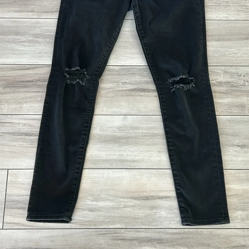 Abercrombie Harper super skinny jeans in black size 28